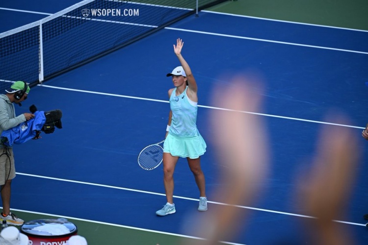 也提升了球 也提升了球