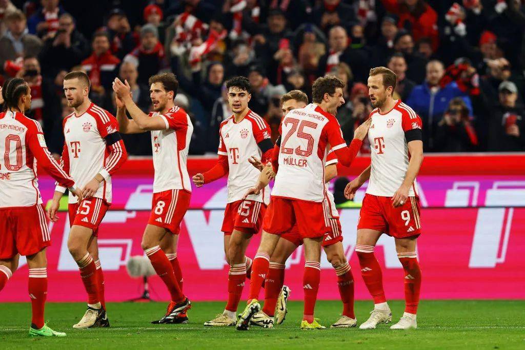 下一球滚地 下一球滚地