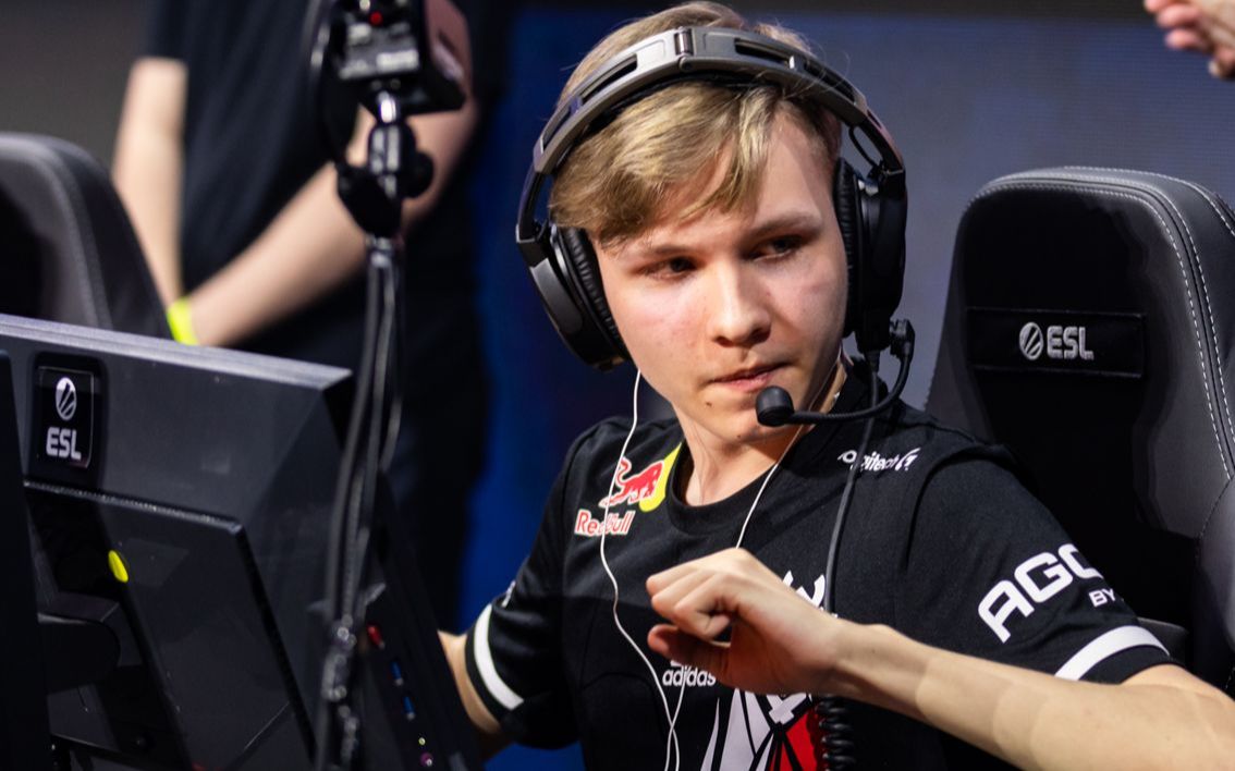 大中锋好用，沃尔特马德本赛季俱乐部+国家队20场10球1助攻